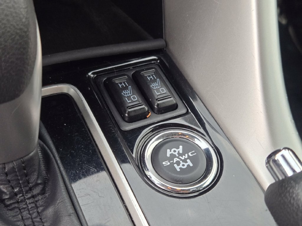 Used 2024 Mitsubishi Eclipse Cross AWD image 36