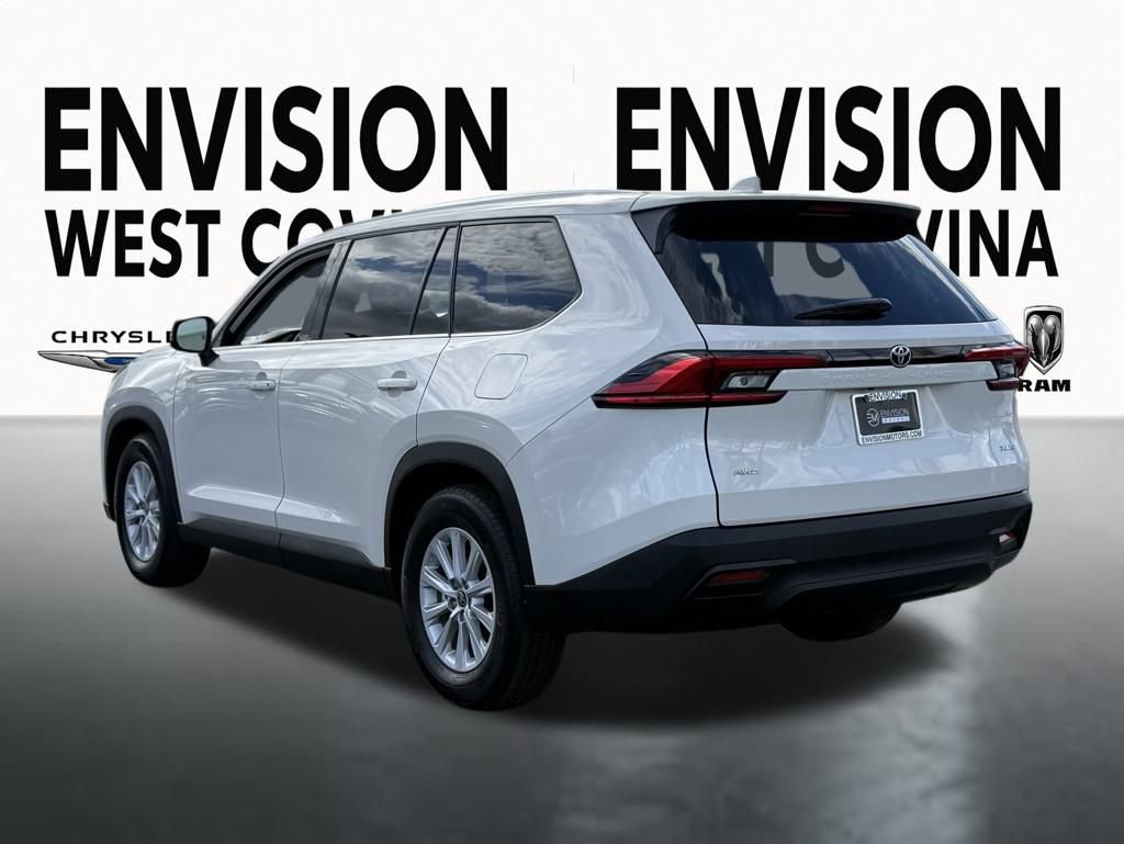 Used 2024 Toyota Grand Highlander XLE image 7