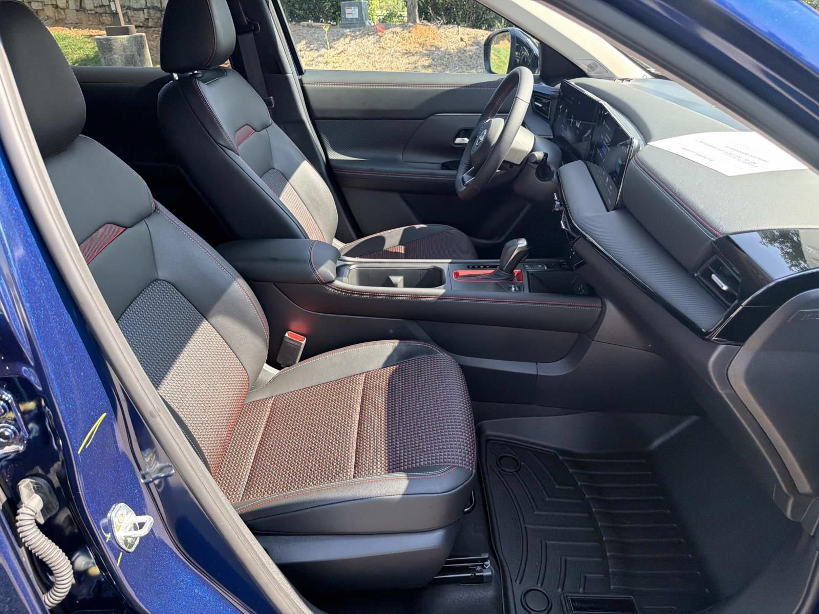 Used 2026 Nissan Kicks SR FWD image 13