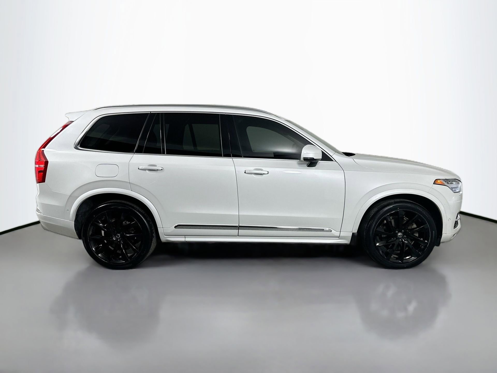 Used 2019 Volvo XC90 T6 Inscription w/ Advanced Package image 5
