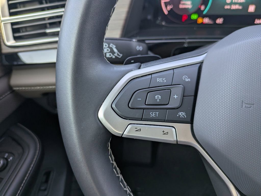 Used 2024 Volkswagen Atlas SEL image 29