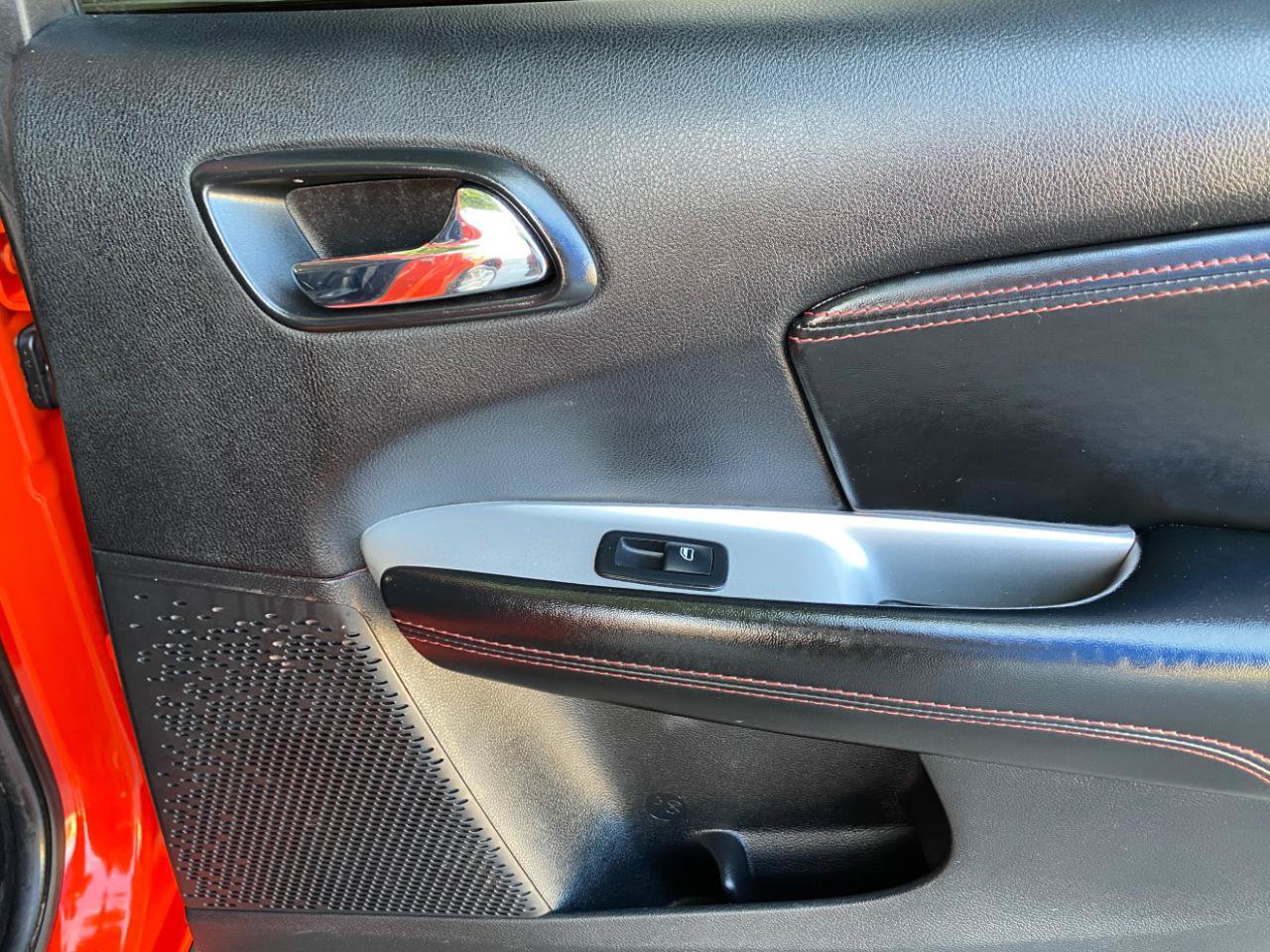 Used 2018 Dodge Journey GT FWD image 31
