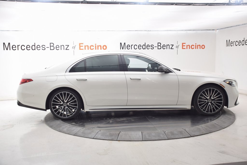 Certified 2022 Mercedes-Benz S 500 4MATIC image 7