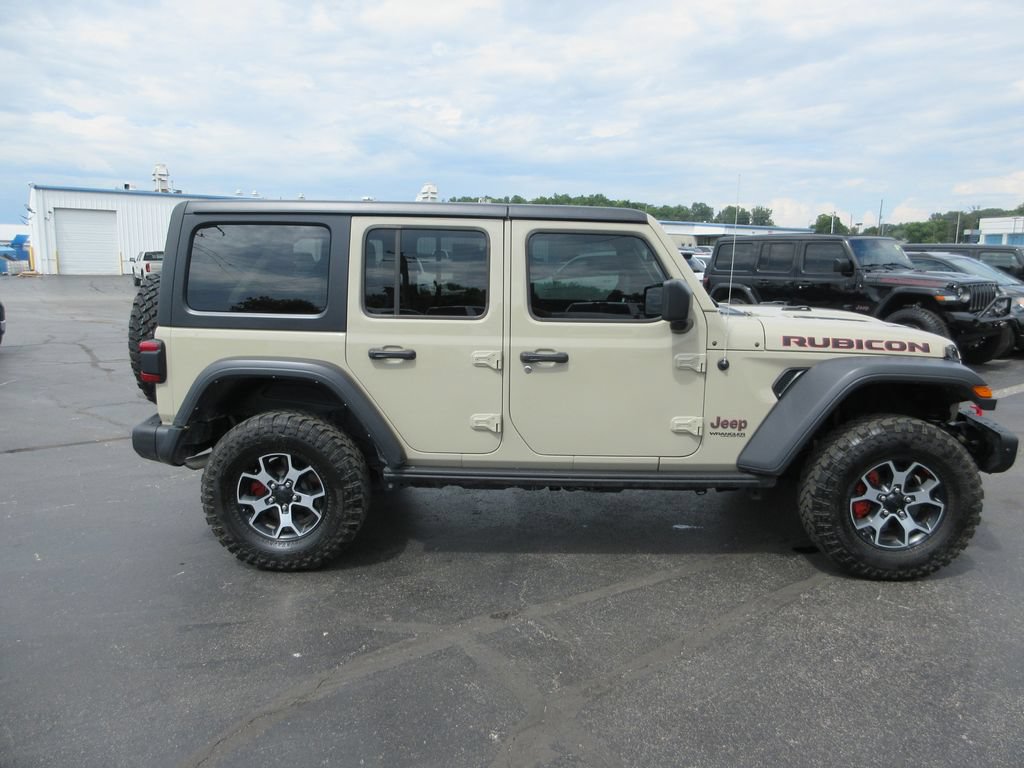 Used 2022 Jeep Wrangler Unlimited Rubicon w/ Steel Bumper Group AWD/4WD image 4