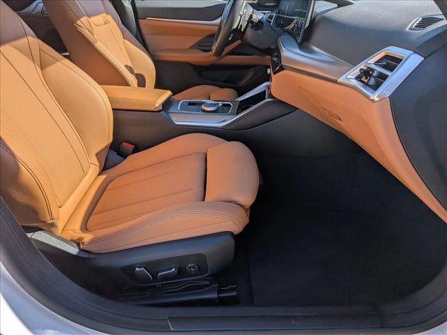 Used 2025 BMW 430i xDrive w/ M Sport Package image 21