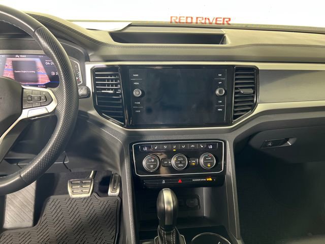 Used 2021 Volkswagen Atlas Cross Sport SEL FWD image 18