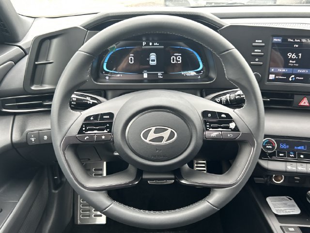 New 2026 Hyundai Elantra Sport FWD image 25