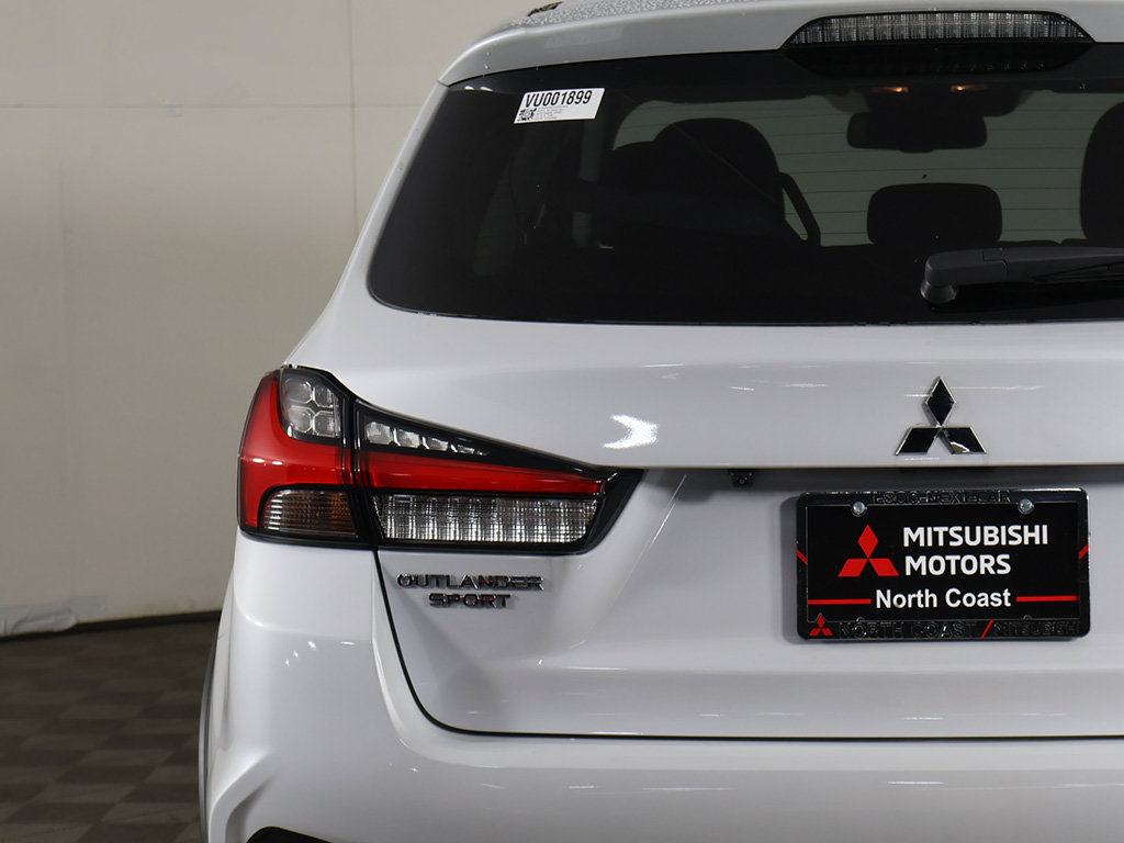 New 2027 Mitsubishi Outlander Sport LE FWD image 12