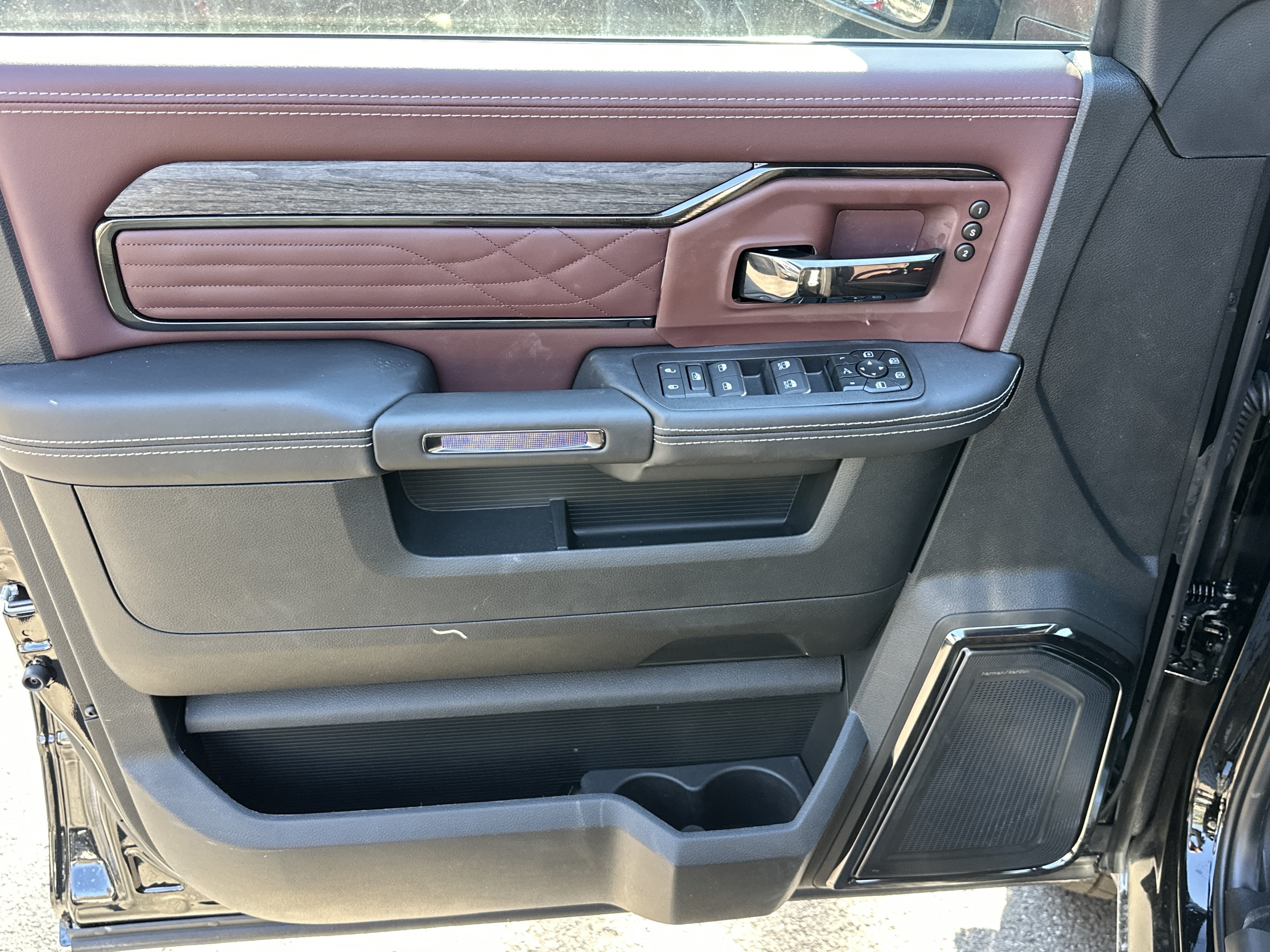New 2027 RAM 3500 Limited AWD/4WD image 31