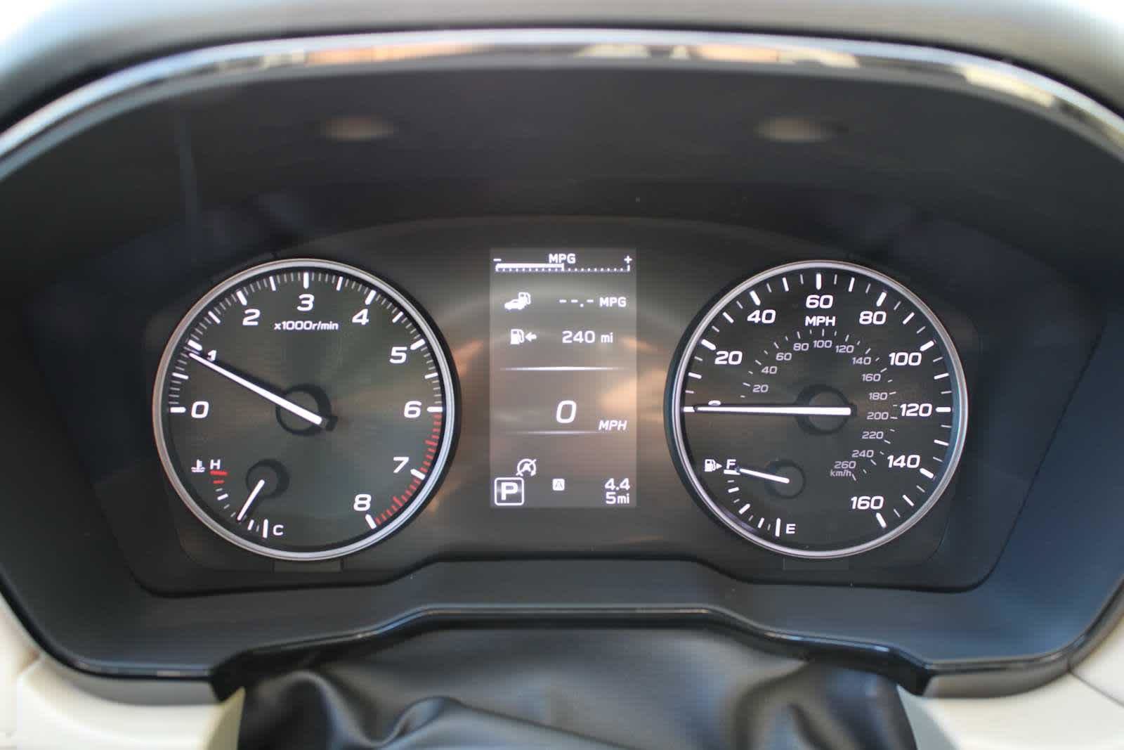 Used 2025 Subaru Outback Premium image 34