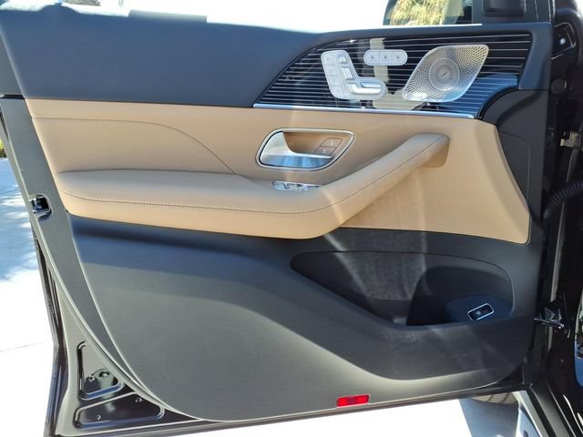 New 2026 Mercedes-Benz GLS 450 4MATIC image 12