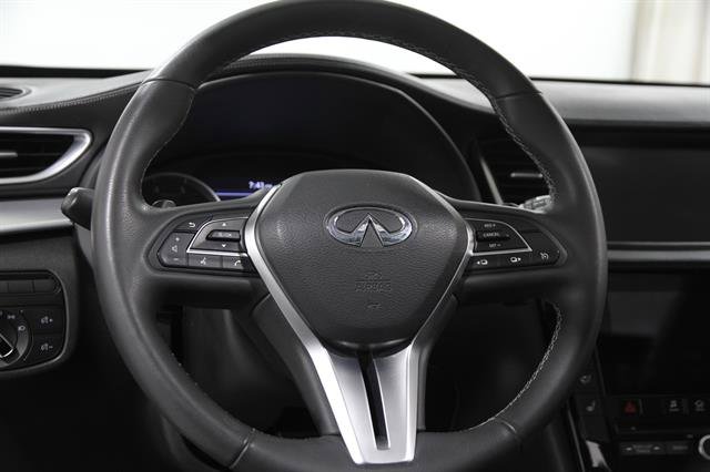 Used 2019 INFINITI QX50 Luxe w/ Cargo Package AWD/4WD image 7