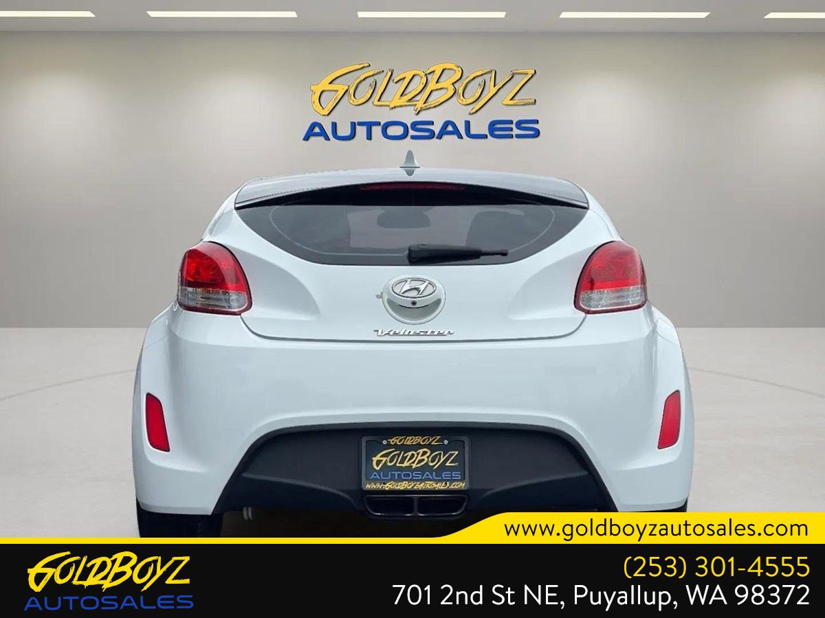 Used 2014 Hyundai Veloster image 5