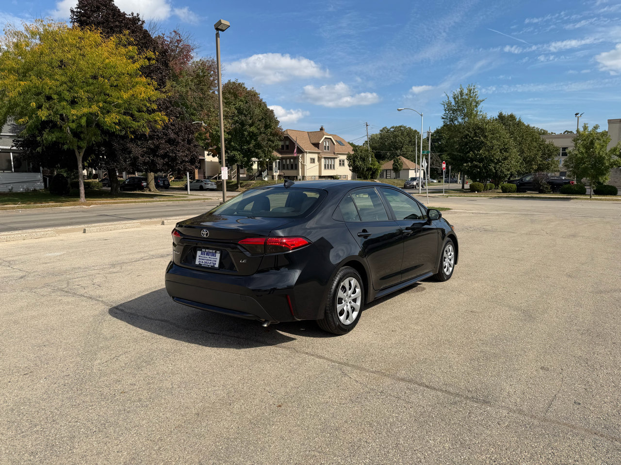 Used 2020 Toyota Corolla LE w/ Phone Cable & Charge Package image 7