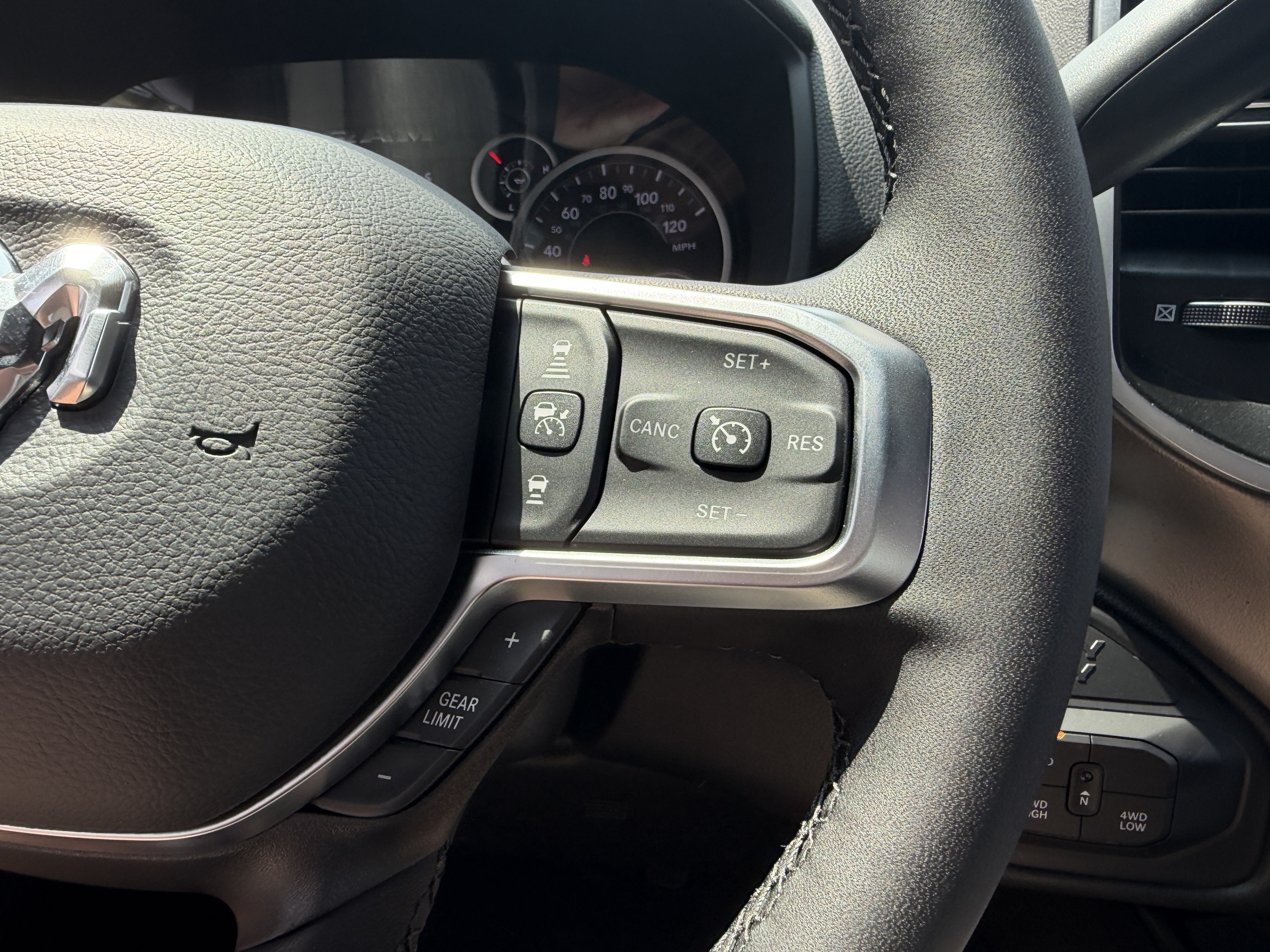 New 2026 RAM 2500 Big Horn AWD/4WD image 36