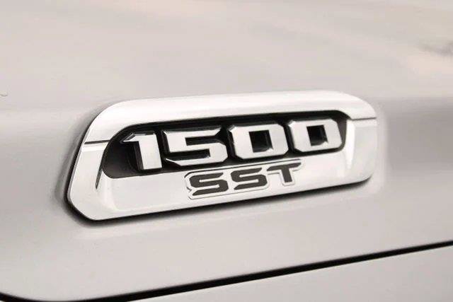 Used 2025 RAM 1500 Big Horn AWD/4WD image 11