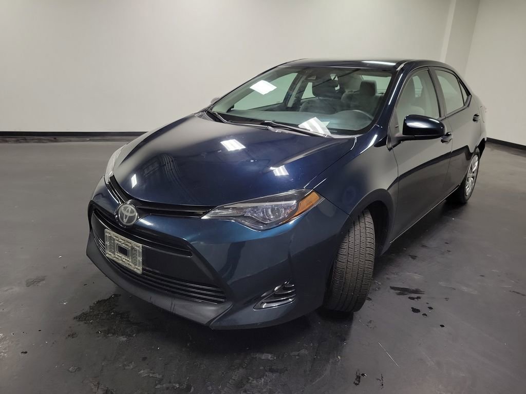 Used 2017 Toyota Corolla LE image 4