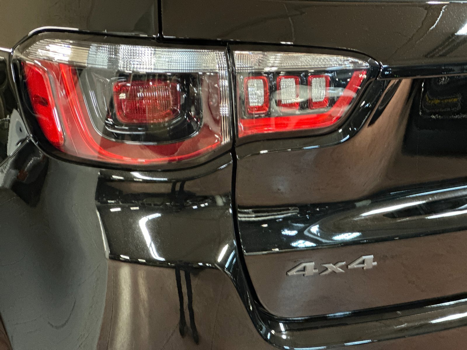 New 2026 Jeep Compass Latitude image 25