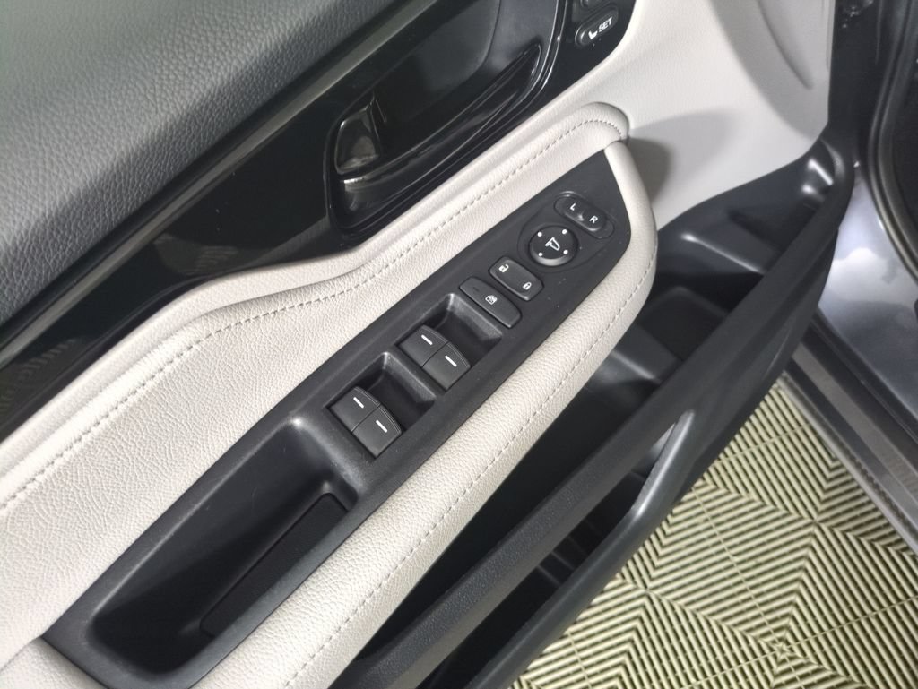 Certified 2024 Honda Odyssey Touring image 15