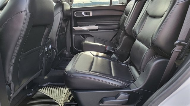 Used 2022 Ford Explorer XLT w/ Equipment Group 202A image 51