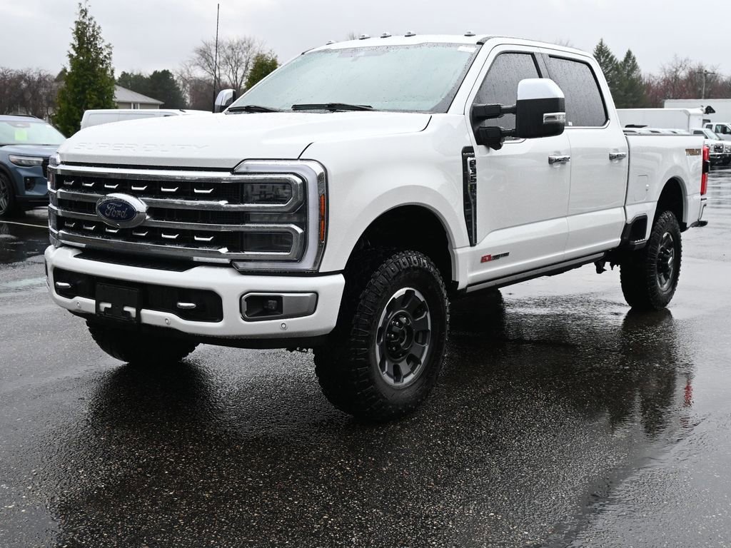 Used 2024 Ford F350 Platinum w/ Tremor Off-Road Package image 5