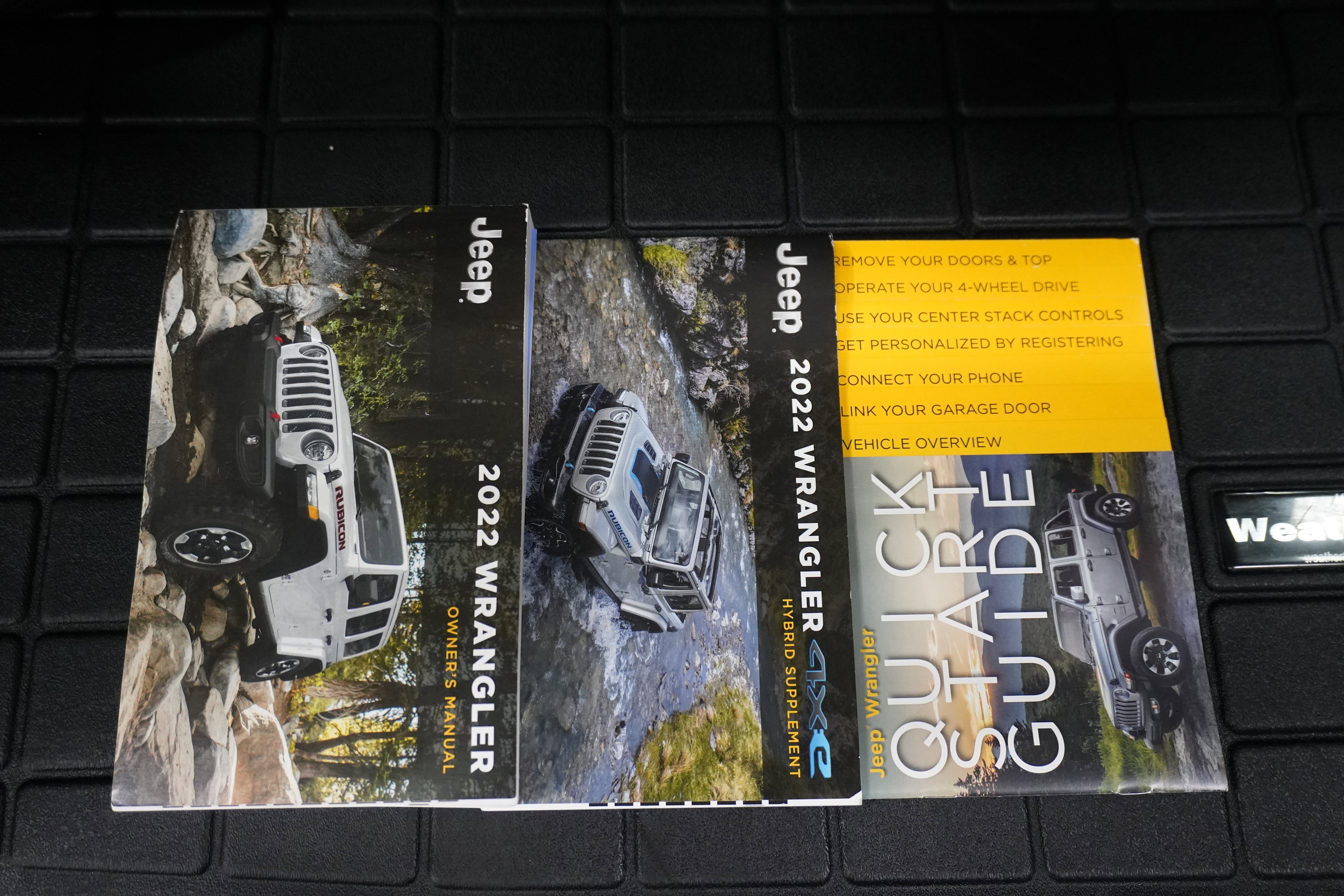 Used 2022 Jeep Wrangler Unlimited Sahara w/ Cold Weather Group image 26