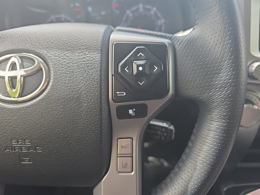 Used 2024 Toyota 4Runner SR5 AWD/4WD image 23