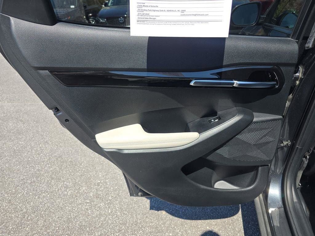 Used 2023 Kia Seltos SX image 14