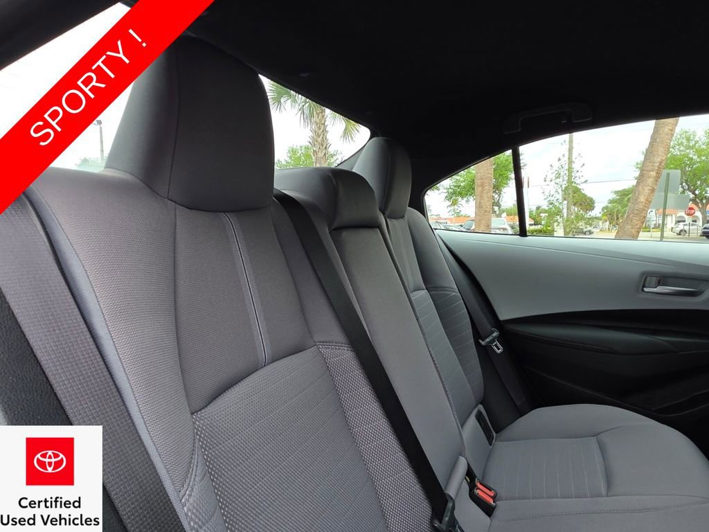 Certified 2025 Toyota Corolla SE w/ Convenience Package image 18