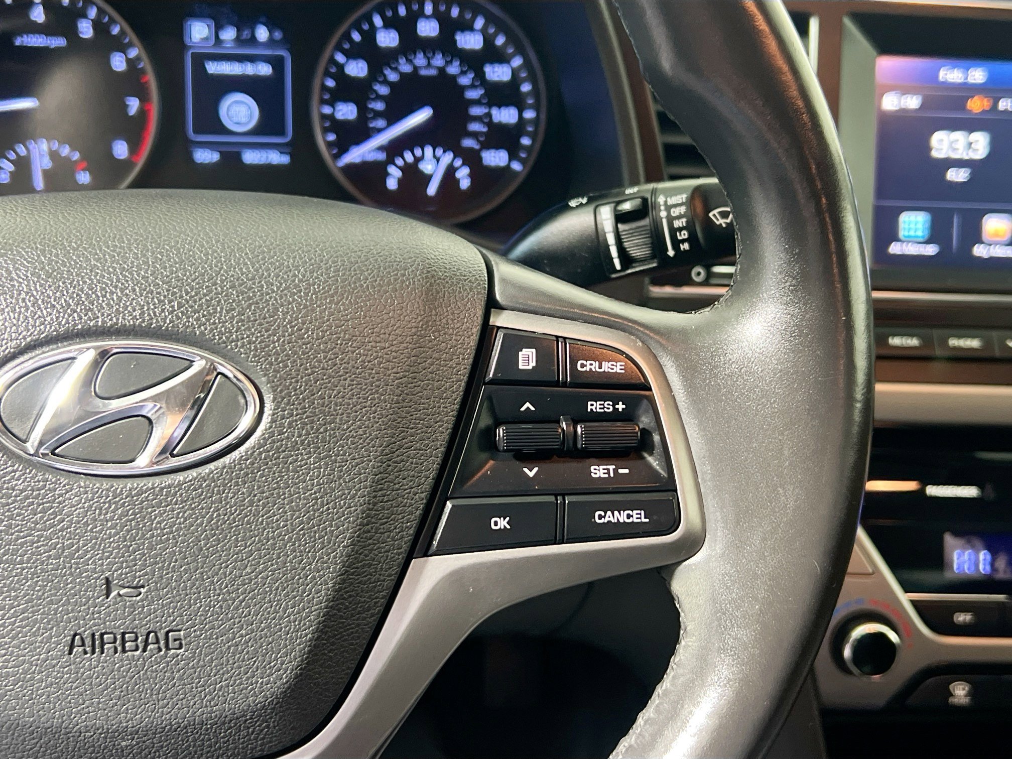 Used 2017 Hyundai Elantra Value Edition w/ Cargo Package image 19