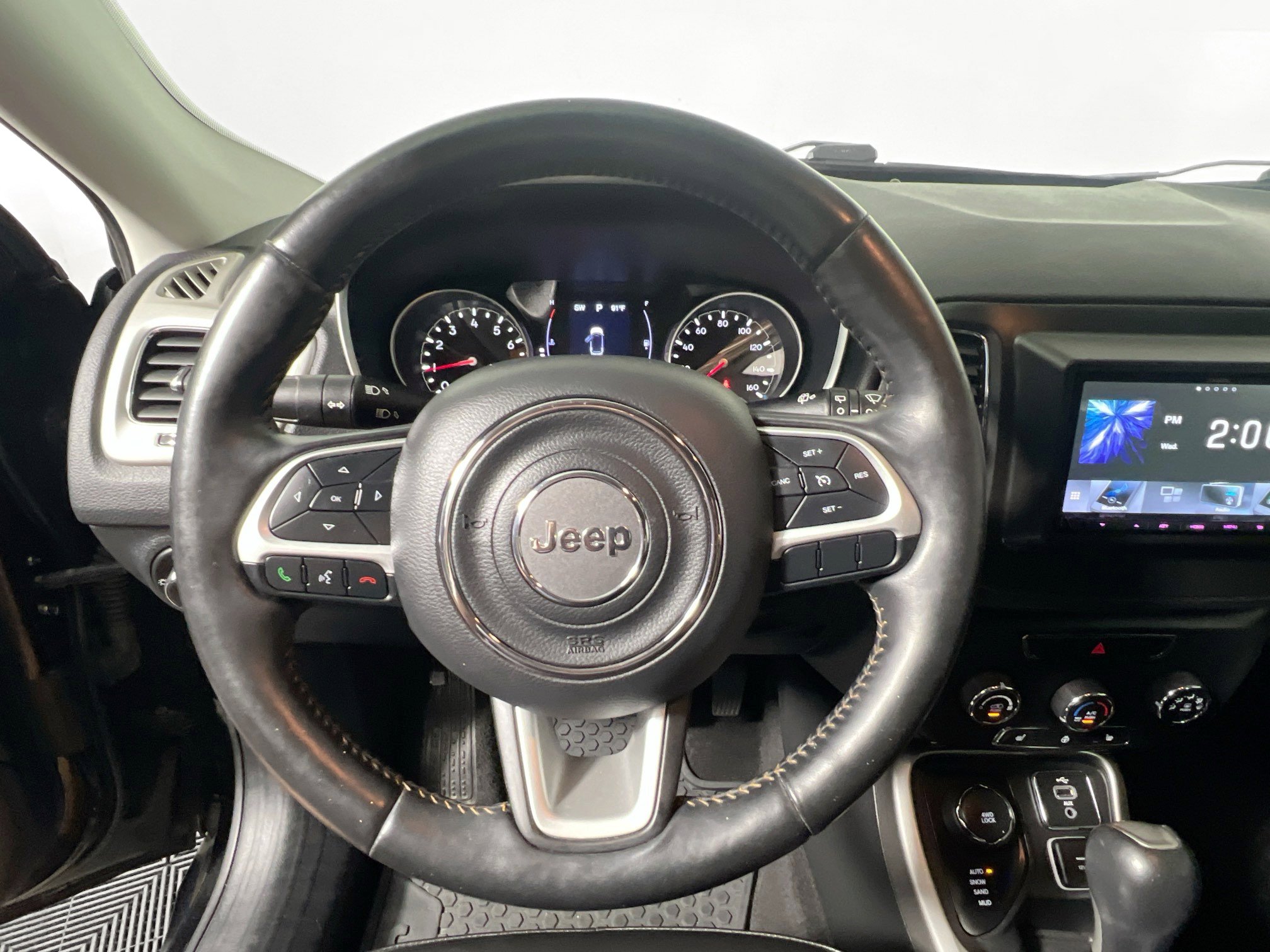 Used 2018 Jeep Compass Latitude w/ Cold Weather Group image 17