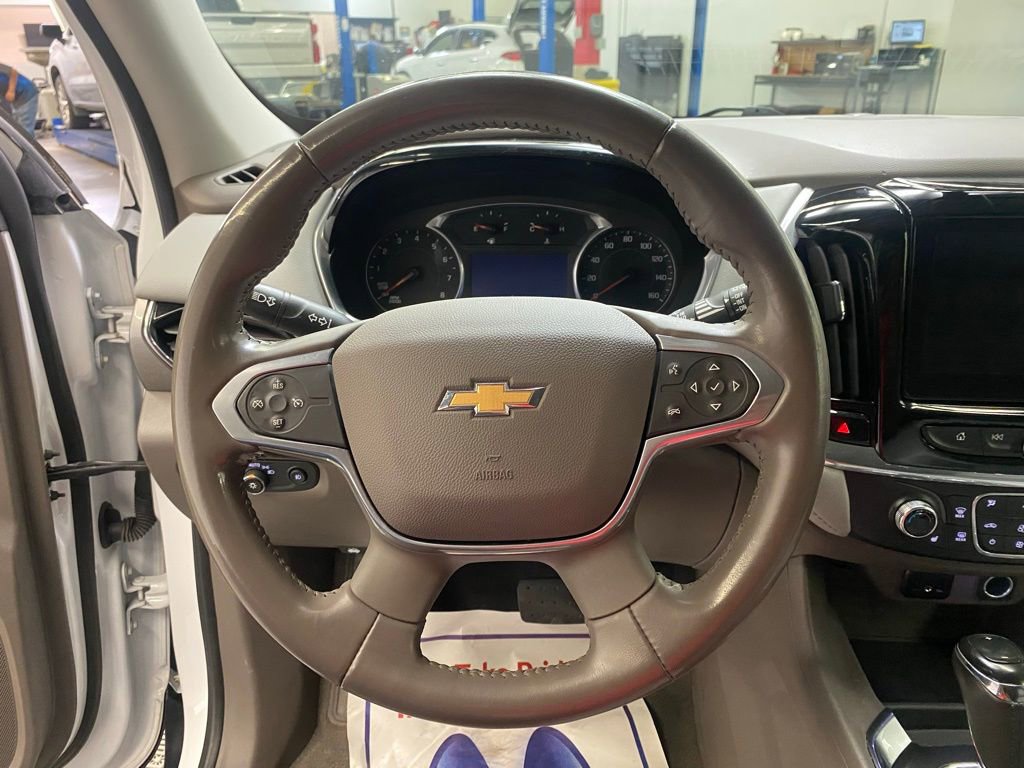 Used 2020 Chevrolet Traverse LT AWD/4WD image 22