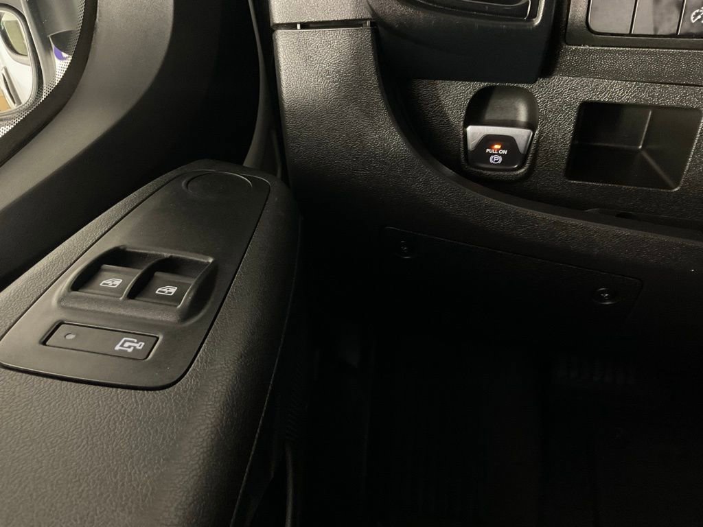 Used 2023 RAM ProMaster 2500 image 18