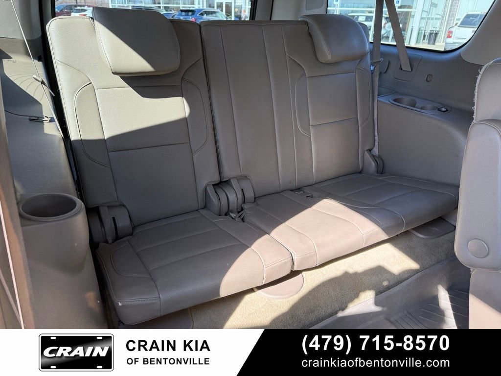 Used 2015 Chevrolet Suburban LTZ image 32