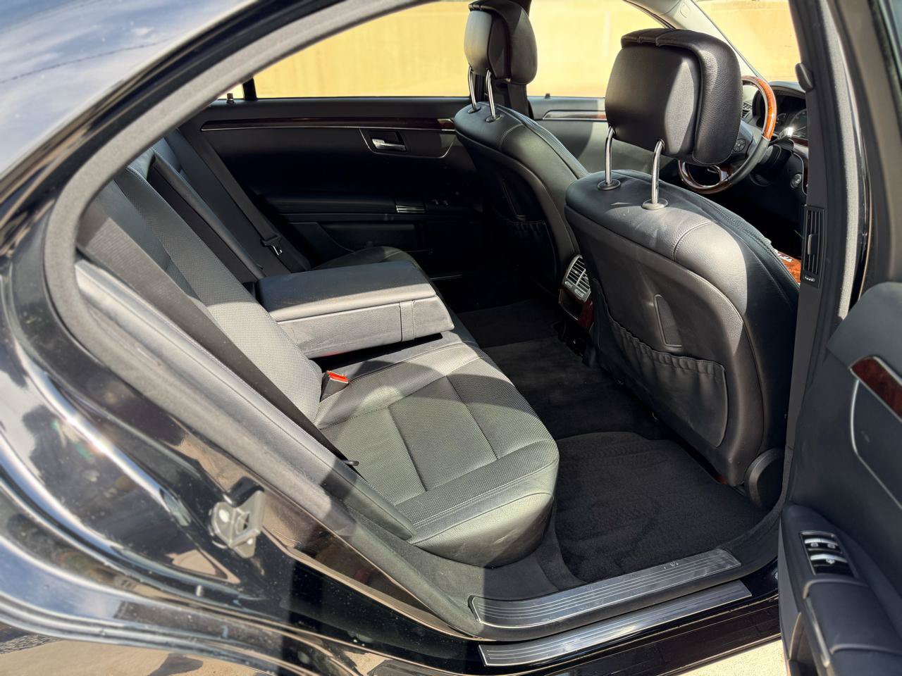 Used 2012 Mercedes-Benz S 550 image 11
