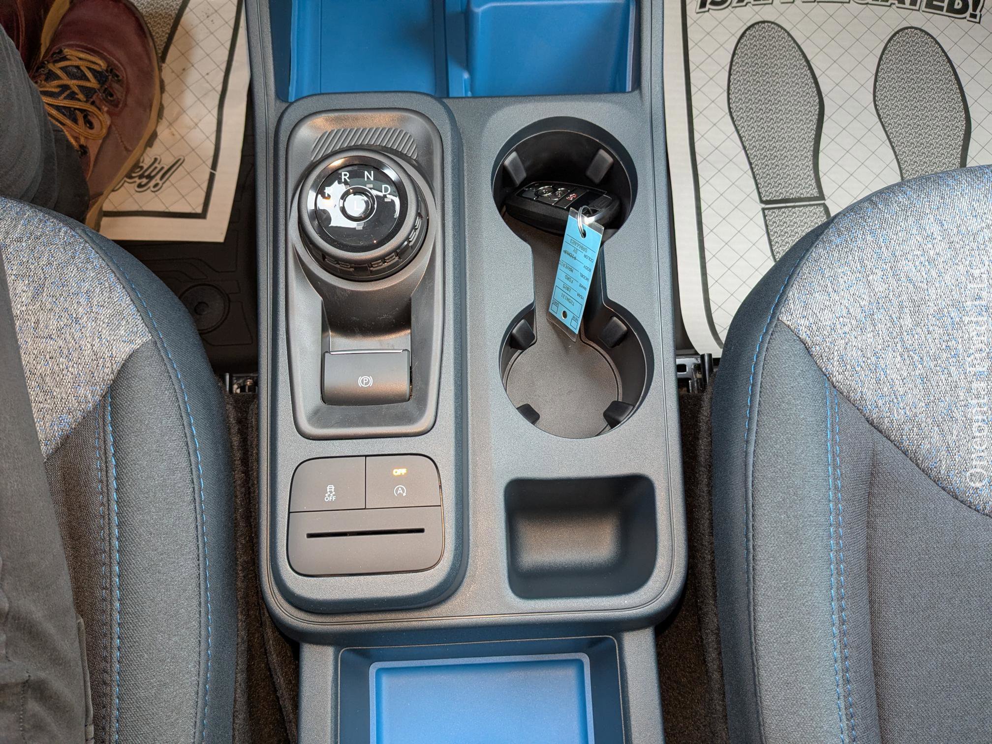 New 2025 Ford Maverick XLT w/ XLT Luxury Package image 36