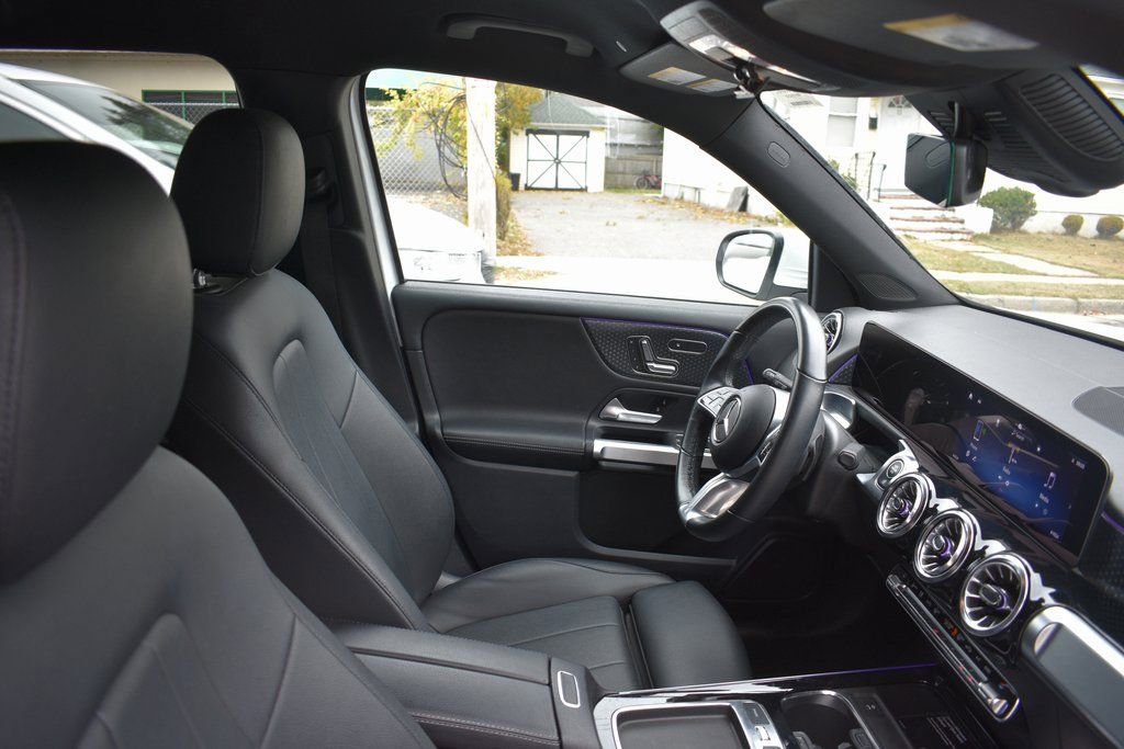Used 2024 Mercedes-Benz GLB 250 image 20