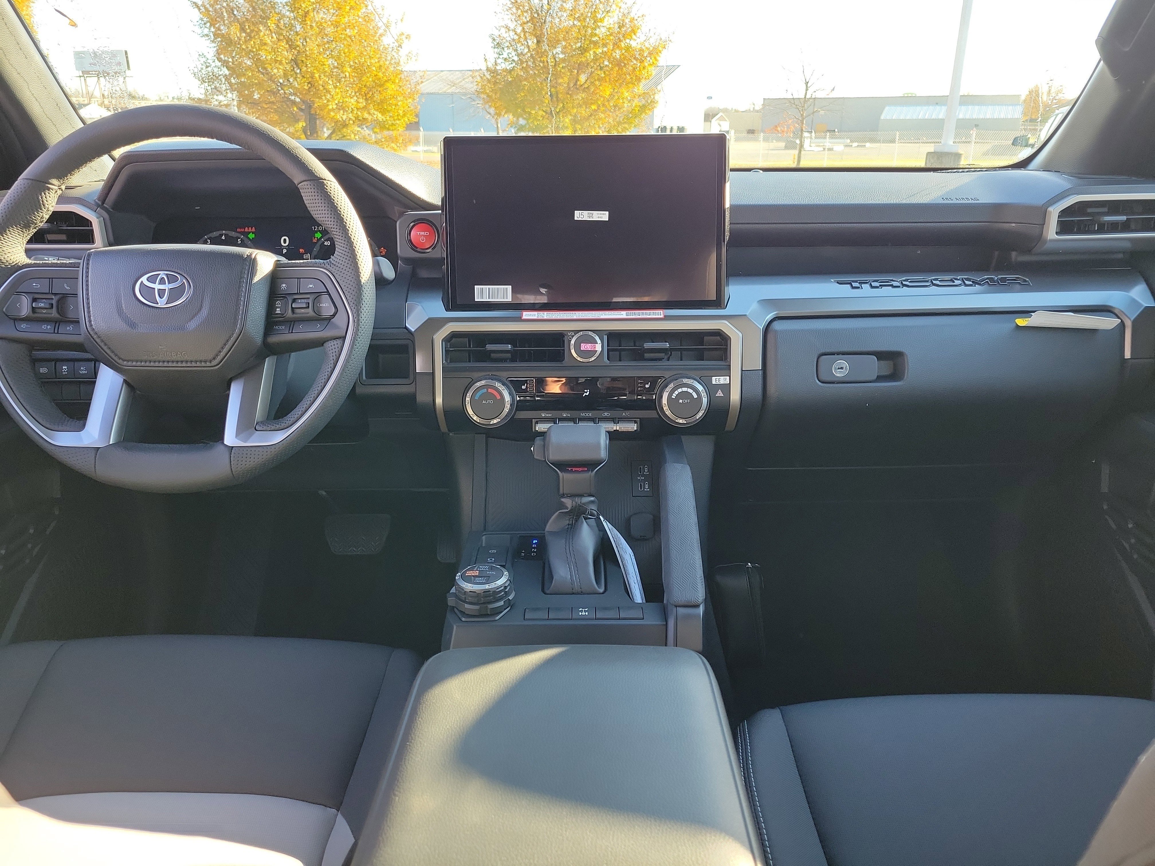 New 2025 Toyota Tacoma TRD Off-Road image 7