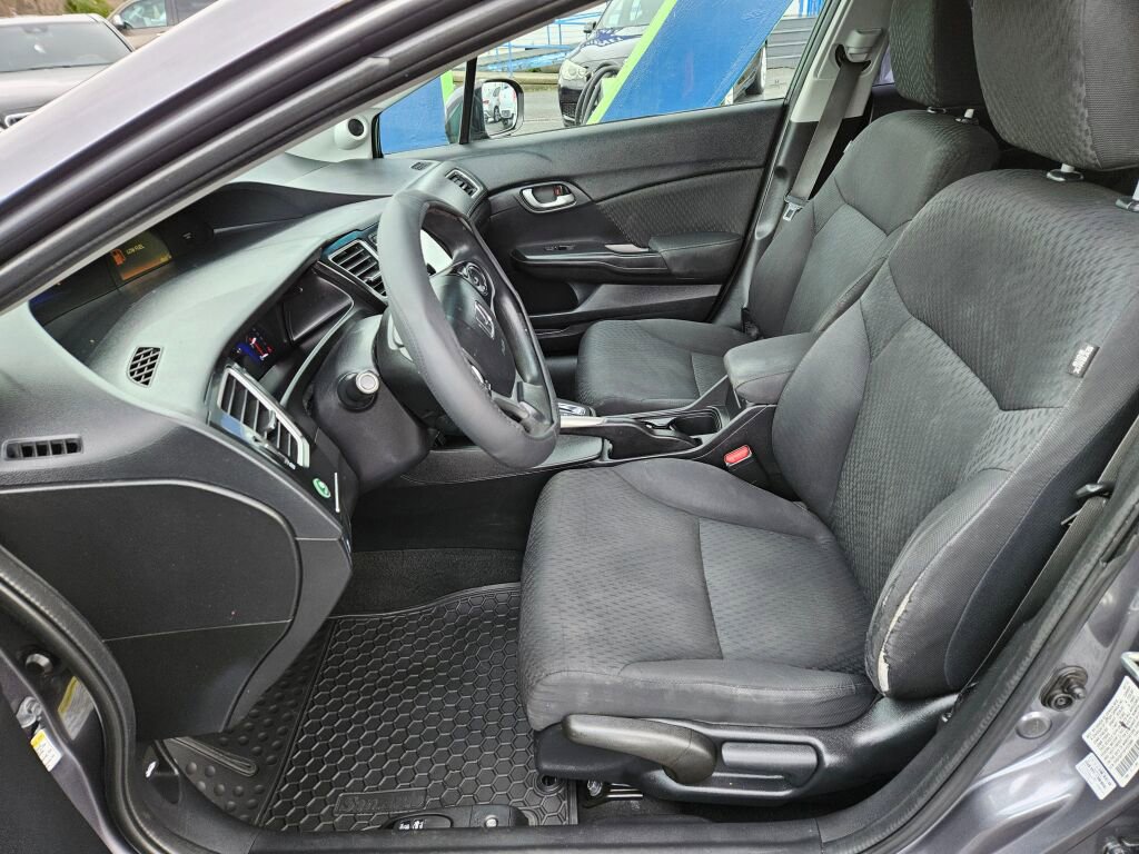 Used 2015 Honda Civic SE image 11