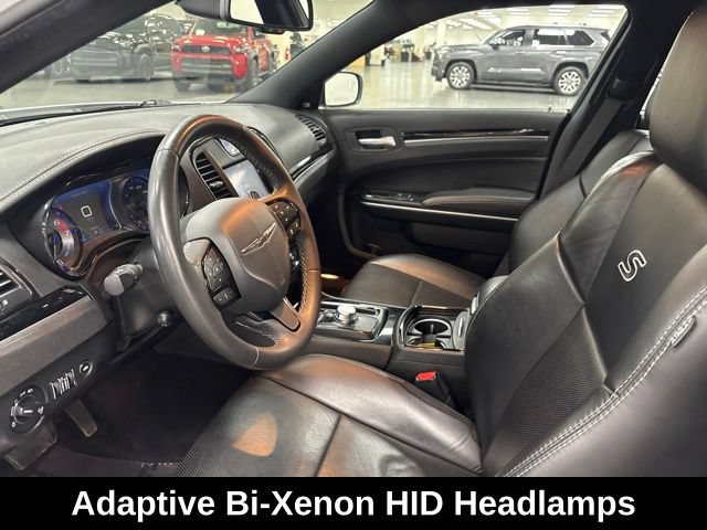 Used 2023 Chrysler 300 S w/ Comfort Group RWD image 14