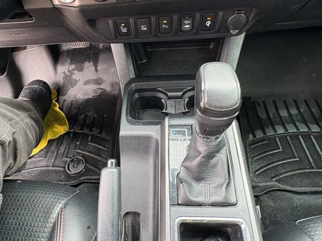 Used 2017 Toyota Tacoma TRD Pro AWD/4WD image 21