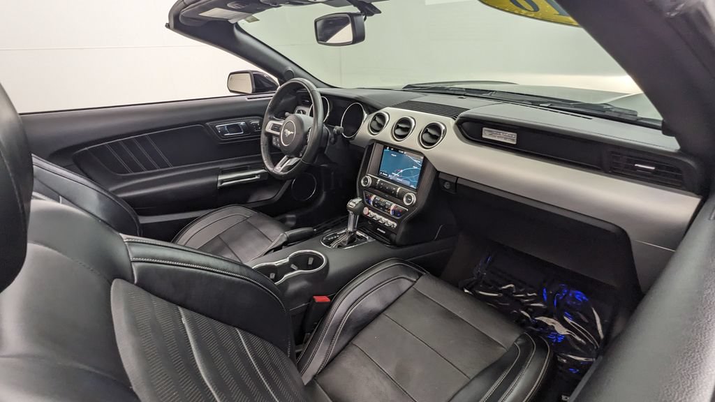 Used 2016 Ford Mustang GT Premium w/ Equipment Group 401A RWD image 34