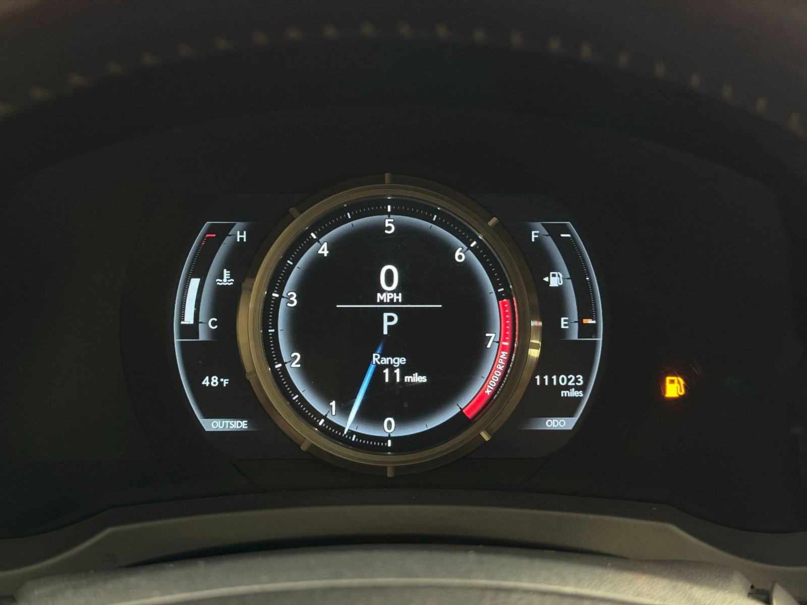 Used 2015 Lexus RC 350 w/ F Sport w/Summer Tires image 20