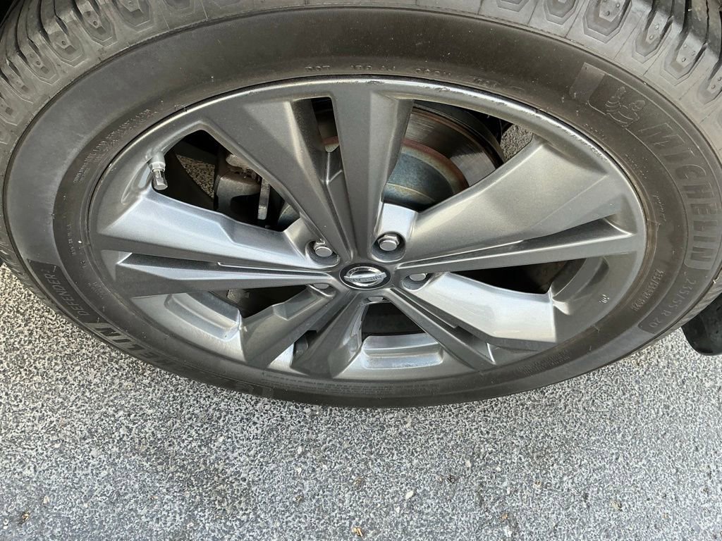 Used 2019 Nissan Murano Platinum w/ Cargo Package image 8