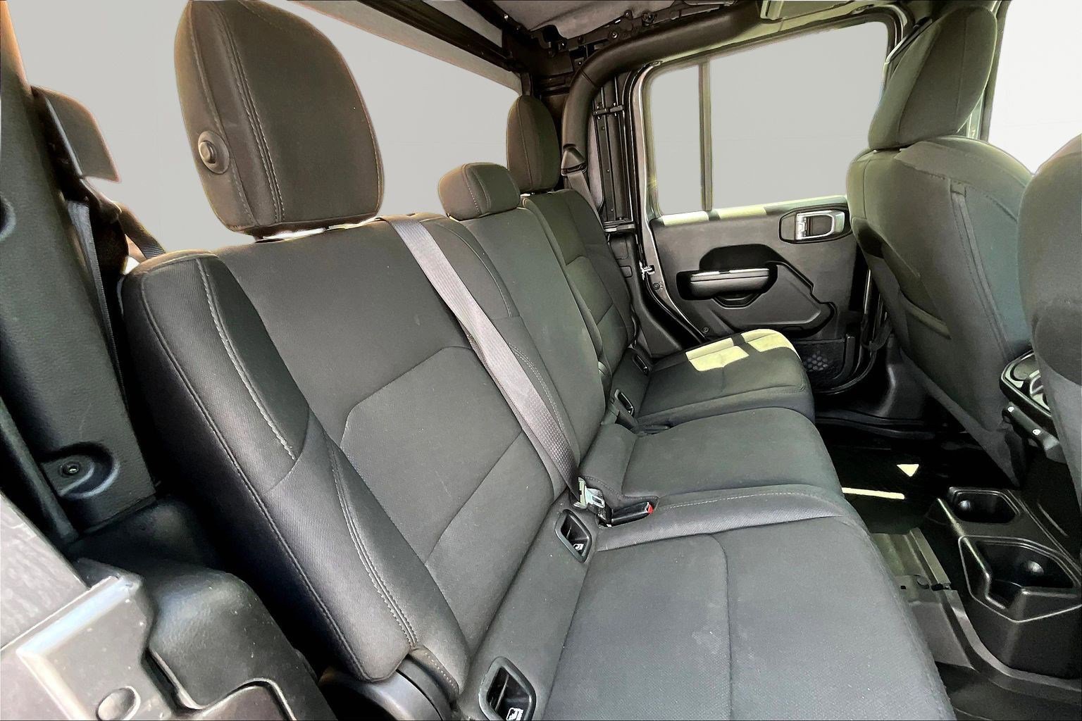 Used 2021 Jeep Gladiator Sport AWD/4WD image 26