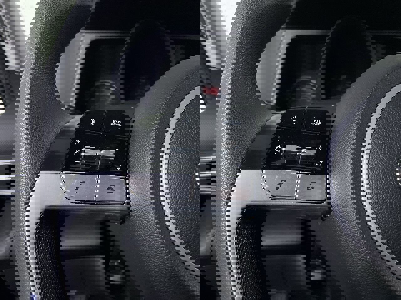 Used 2021 Hyundai Elantra SEL image 25