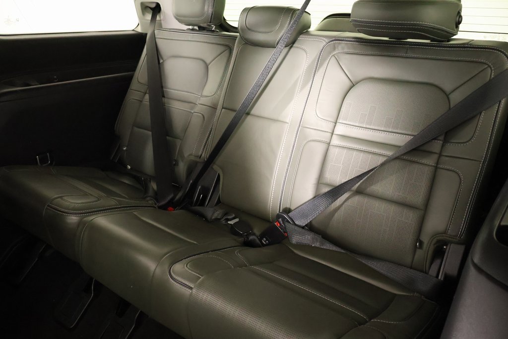 Used 2022 Lincoln Navigator Black Label image 14