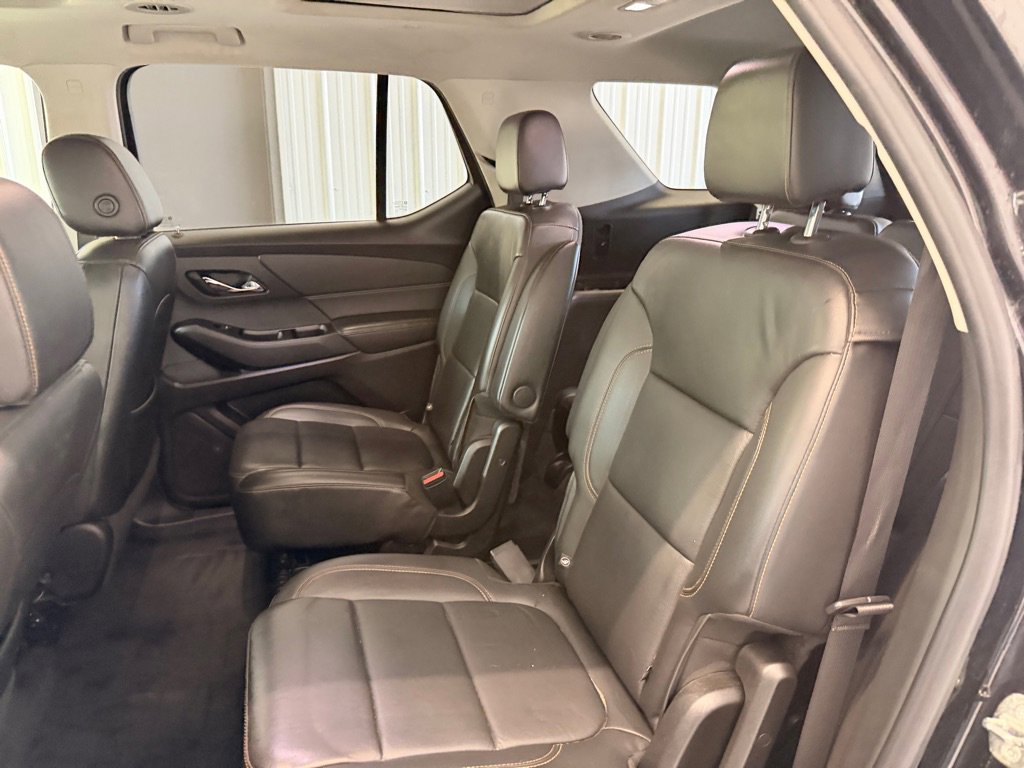 Used 2019 Chevrolet Traverse RS image 12