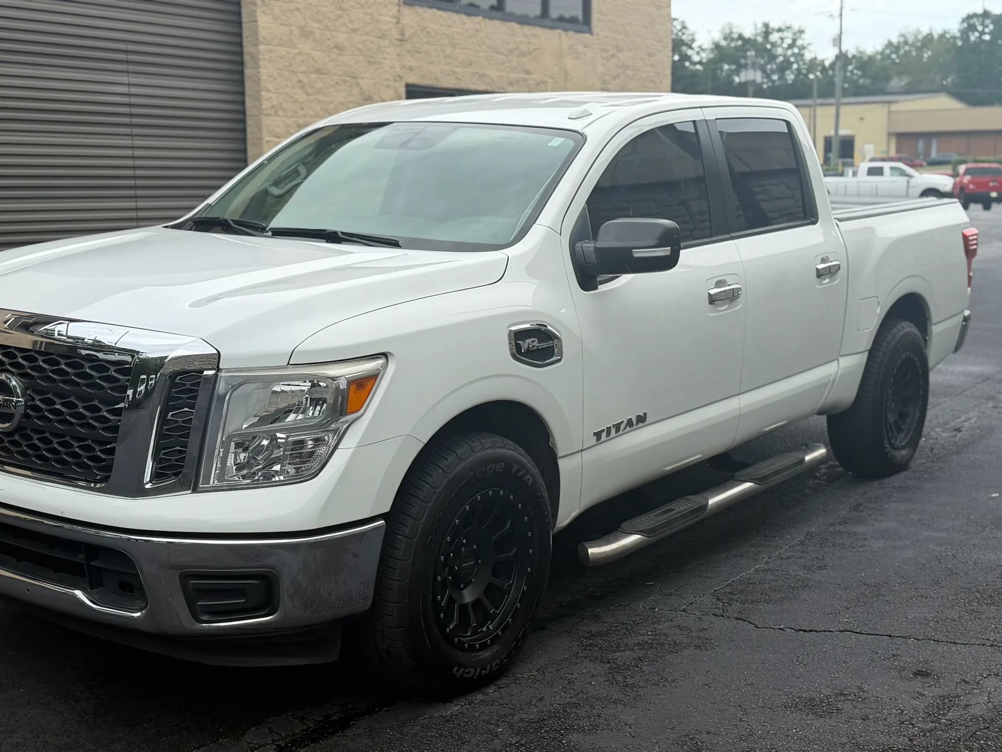 Used 2017 Nissan Titan SV RWD image 37