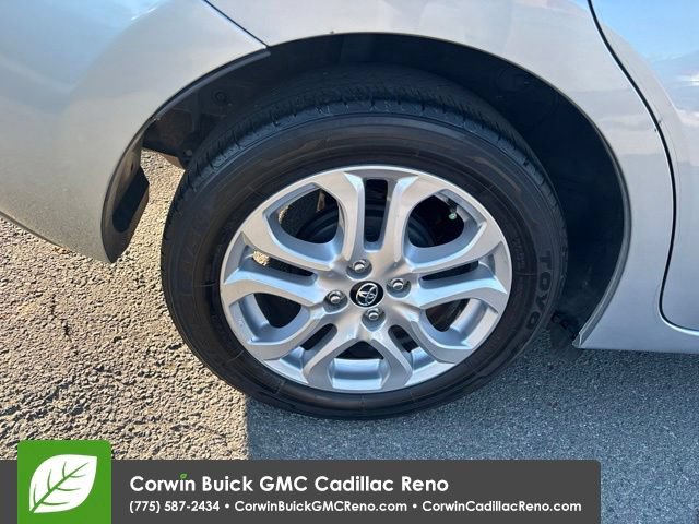 Used 2017 Toyota Yaris iA FWD image 36